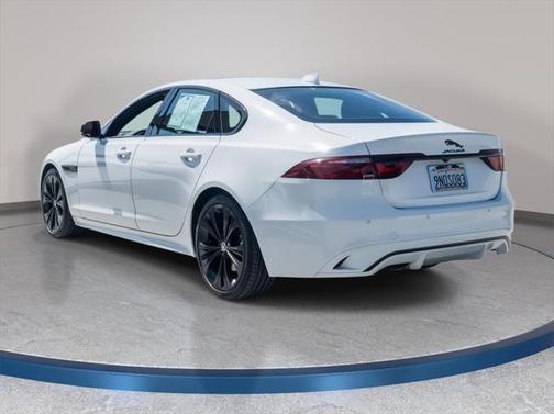 2024 Jaguar XF R-Dynamic SE