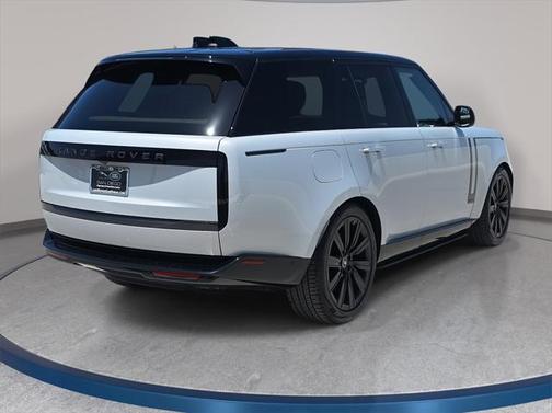 2025 Land Rover Range Rover Autobiography