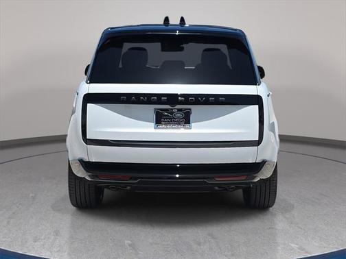 2025 Land Rover Range Rover SE