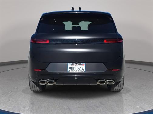 2025 Land Rover Range Rover Sport SE