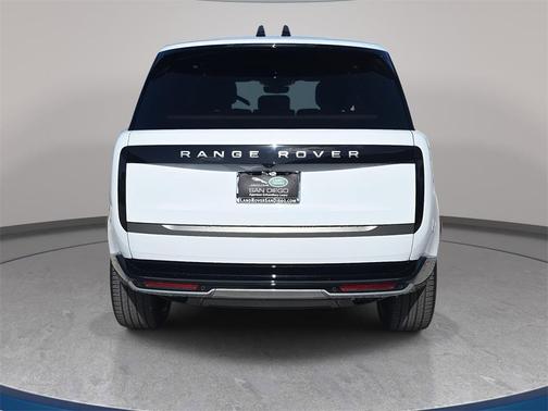 2026 Land Rover Range Rover SE