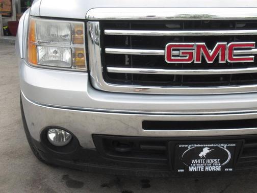 Ice Silver Metallic 2013 GMC Sierra 1500 SLE