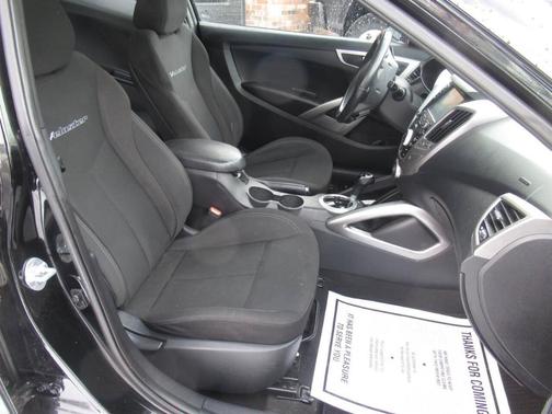 2017 Hyundai Veloster Value Edition