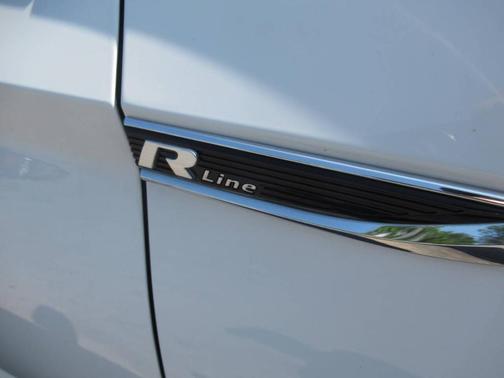 2020 Volkswagen Jetta 1.4T R-Line