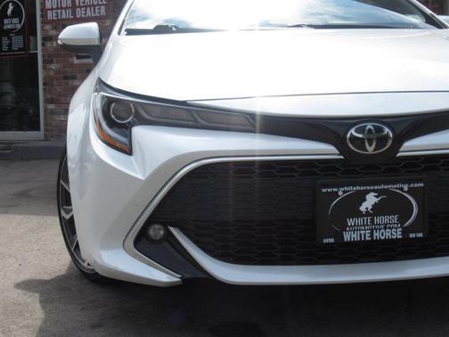 2021 Toyota Corolla Hatchback XSE