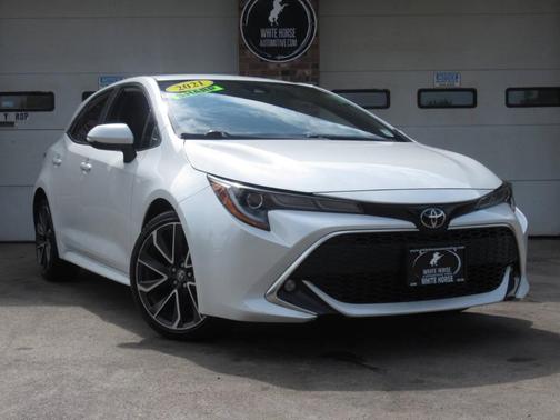 2021 Toyota Corolla Hatchback XSE
