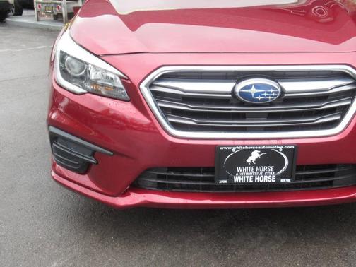 Crimson Red Pearl 2018 Subaru Legacy 2.5i Premium