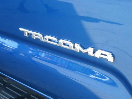 Blazing Blue Pearl 2016 Toyota Tacoma