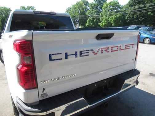 Summit White 2020 Chevrolet Silverado 1500 LT