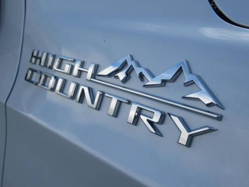 2022 Chevrolet Tahoe High Country