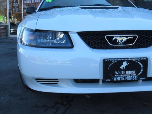 2001 Ford Mustang Base