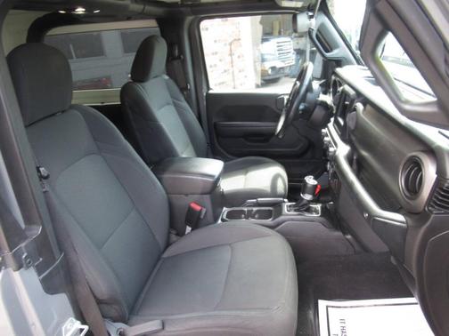 2021 Jeep Wrangler Sport