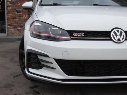 2020 Volkswagen Golf GTI 2.0T SE
