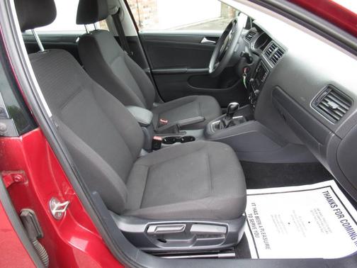 2016 Volkswagen Jetta