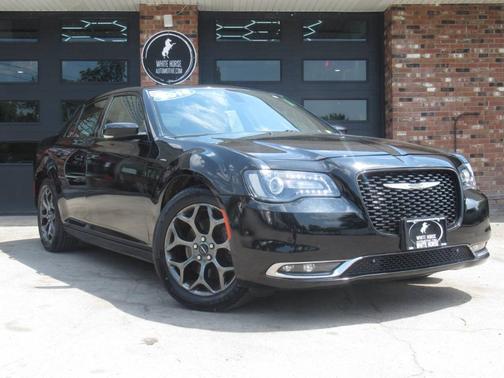 Gloss Black 2018 Chrysler 300 S