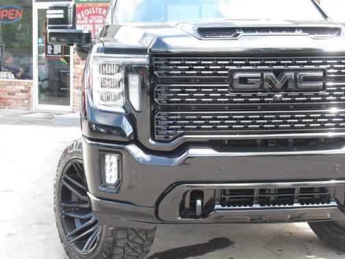 2022 GMC Sierra 2500 Denali