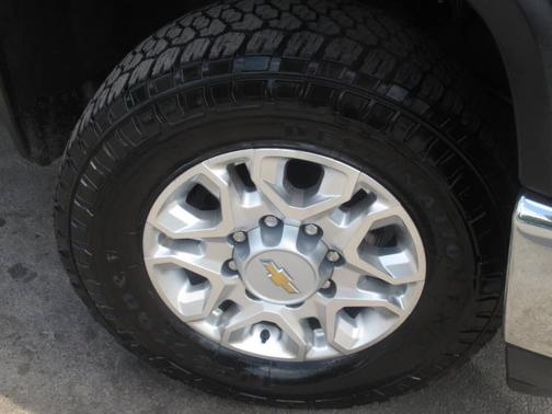 Sterling Gray Metallic 2024 Chevrolet Silverado 2500 LT