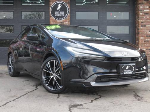 2024 Toyota Prius 