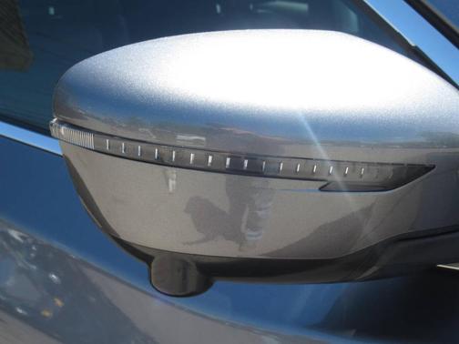 Gun Metallic 2016 Nissan Rogue SL