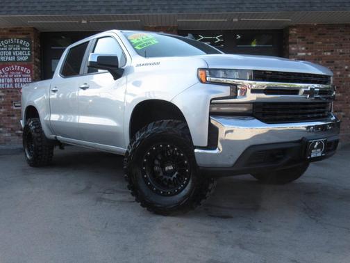 Silver Ice Metallic 2022 Chevrolet Silverado 1500 Limited LT