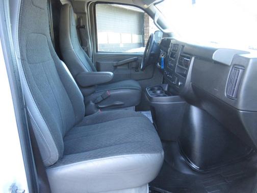 Summit White 2024 Chevrolet Express 2500 Work Van