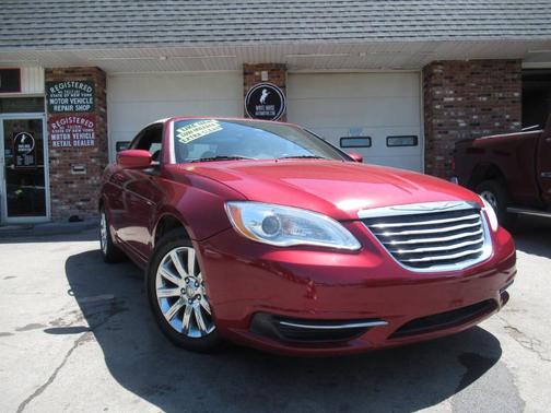 2011 Chrysler 200 Touring