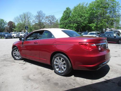 2011 Chrysler 200 Touring