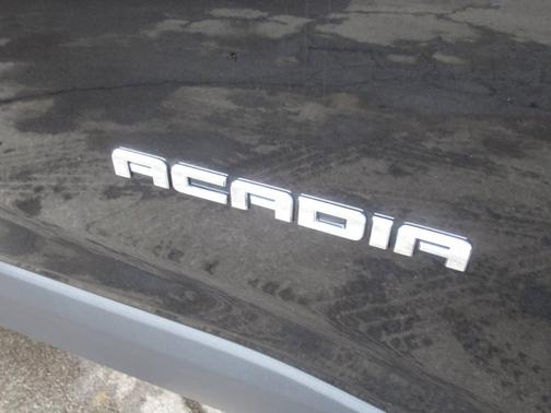 2017 GMC Acadia SLE-2