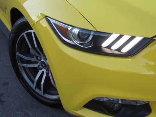 2015 Ford Mustang EcoBoost Premium