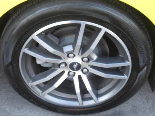 2015 Ford Mustang EcoBoost Premium