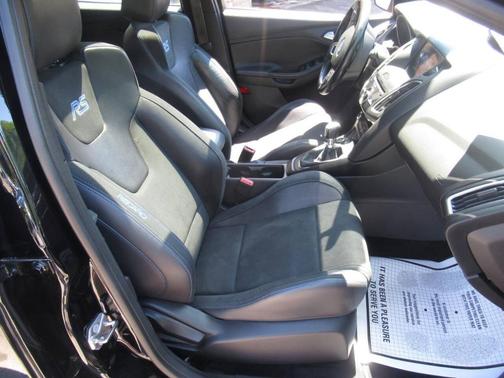 2016 Ford Focus RS Base
