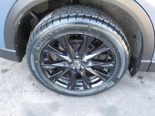 2024 Mazda CX-5 Carbon Edition