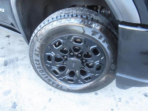 2021 GMC Sierra 2500 AT4