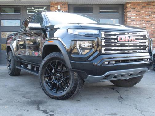 2023 GMC Canyon Denali