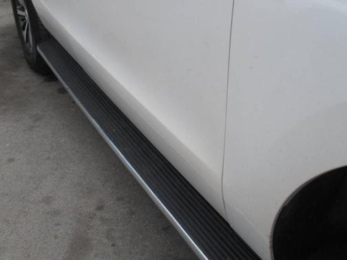 White Platinum Tri-Coat 2019 Ford Expedition XLT