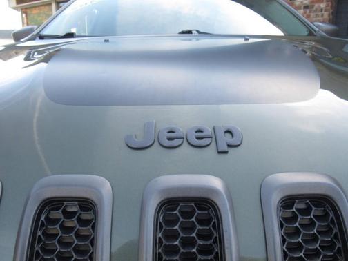2018 Jeep Cherokee Trailhawk