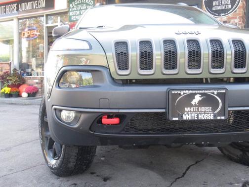 2018 Jeep Cherokee Trailhawk