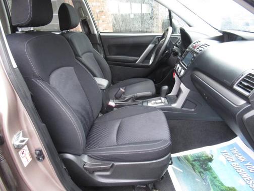 2016 Subaru Forester 2.5i