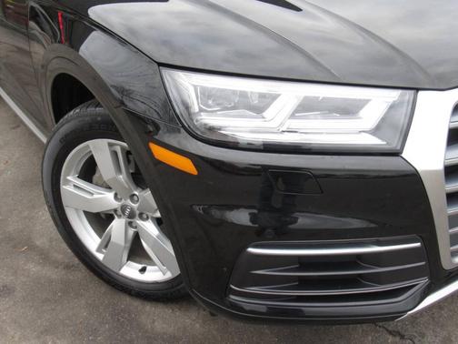 2018 Audi Q5 2.0T Premium Plus