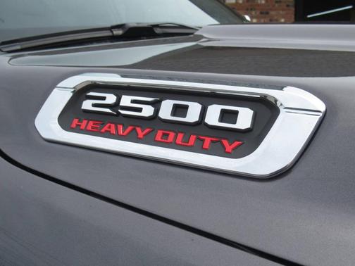 Granite Crystal Metallic 2025 RAM 2500 Laramie