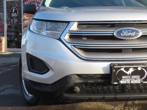 2017 Ford Edge SE