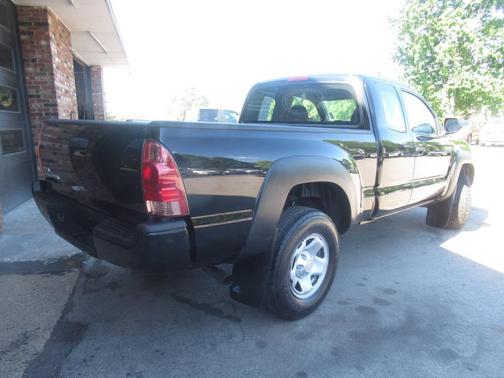 Black Sand Pearl 2015 Toyota Tacoma Base