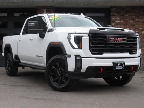 2024 GMC Sierra 2500 AT4