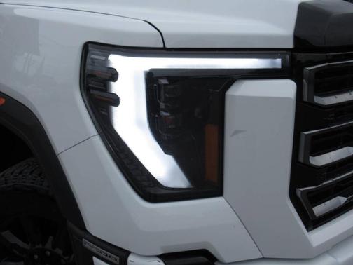 2024 GMC Sierra 2500 AT4