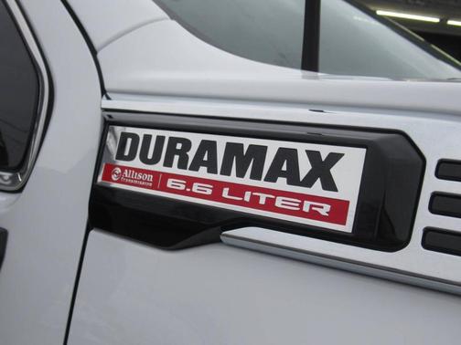 2025 GMC Sierra 2500 SLT