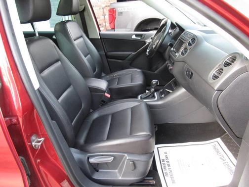 2015 Volkswagen Tiguan SE