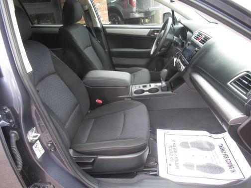 Carbide Gray Metallic 2017 Subaru Outback 2.5i Premium