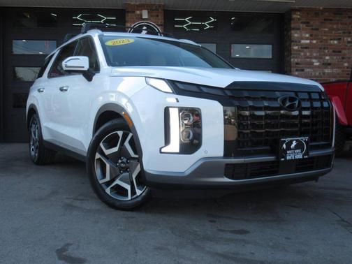 Hyper White 2023 Hyundai PALISADE Limited