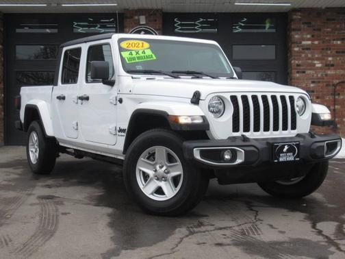 2021 Jeep Gladiator Sport