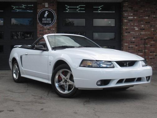 Oxford White 2001 Ford Mustang SVT Cobra